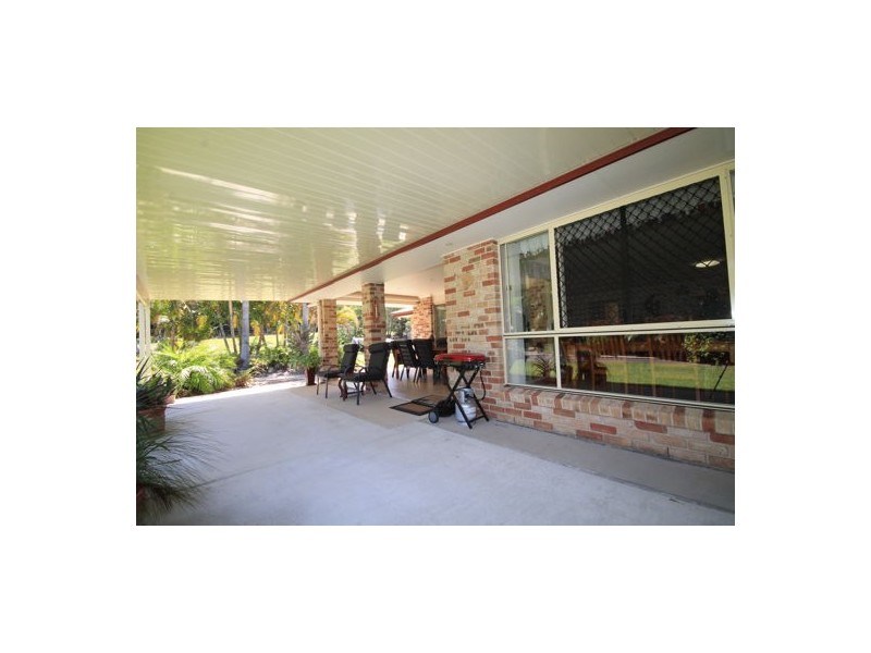 6 Jamor Court, Elimbah QLD 4516