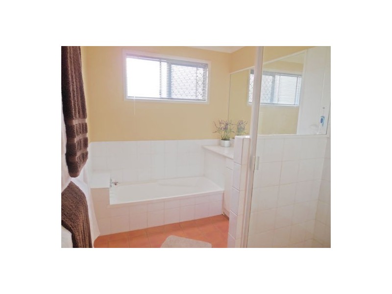 42 Kelly St, Narangba QLD 4504