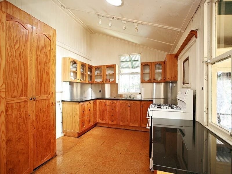 14 Maher Street, Caboolture QLD 4510