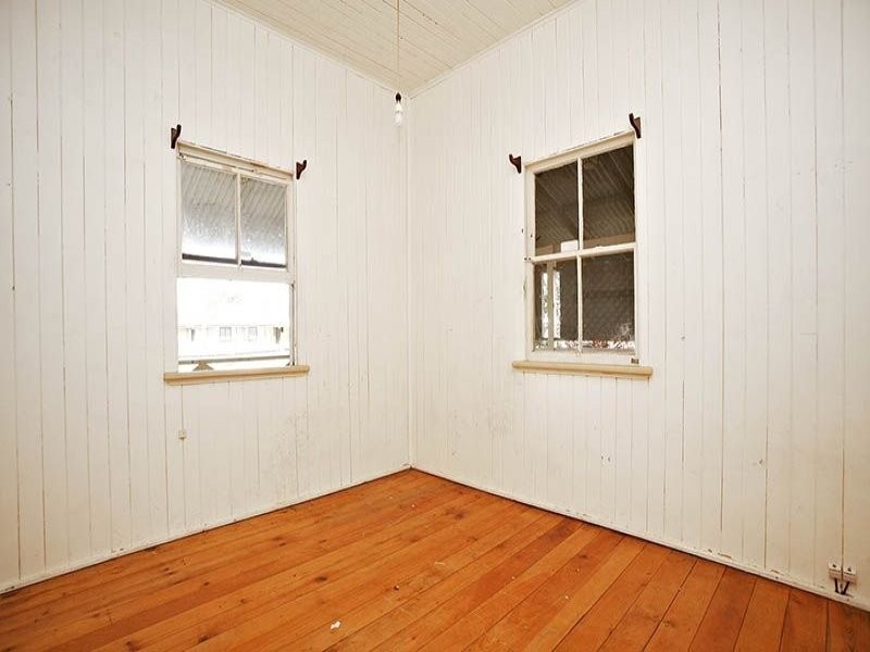 14 Maher Street, Caboolture QLD 4510