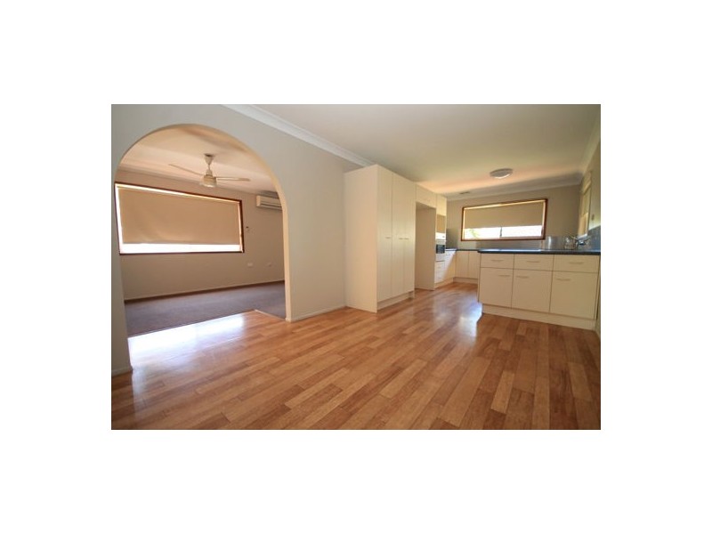 14 Matthew Flinders Drive, Caboolture South QLD 4510