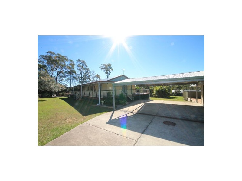 104-106 Madeline Drive, Morayfield QLD 4506
