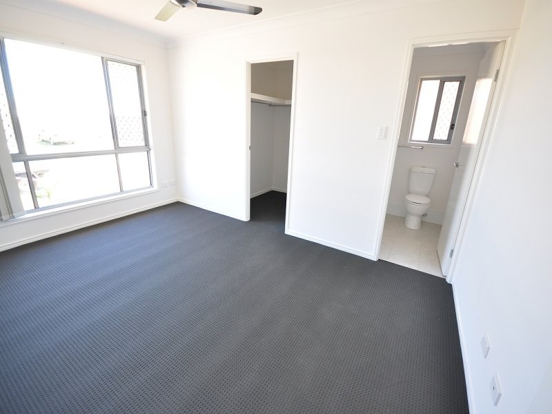 9 Feather Court, Morayfield QLD 4506