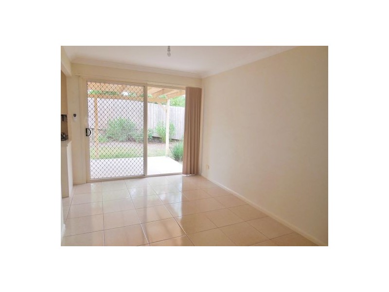 2/12 Mumford Road, Narangba QLD 4504