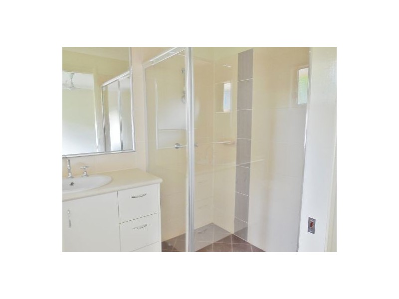 2/12 Mumford Road, Narangba QLD 4504