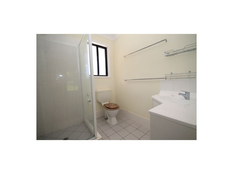 105 Smiths Rd, Elimbah QLD 4516