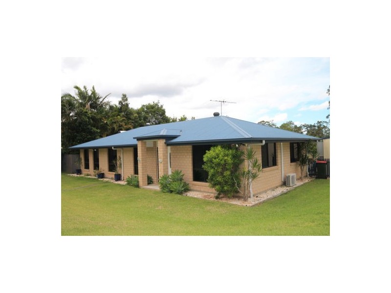 105 Smiths Rd, Elimbah QLD 4516