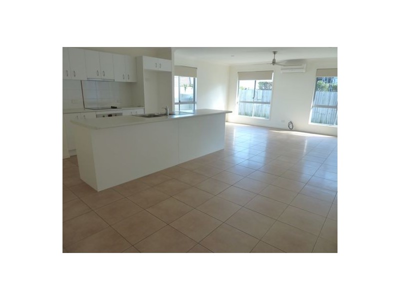 78 Little mountain drive, Little Mountain QLD 4551