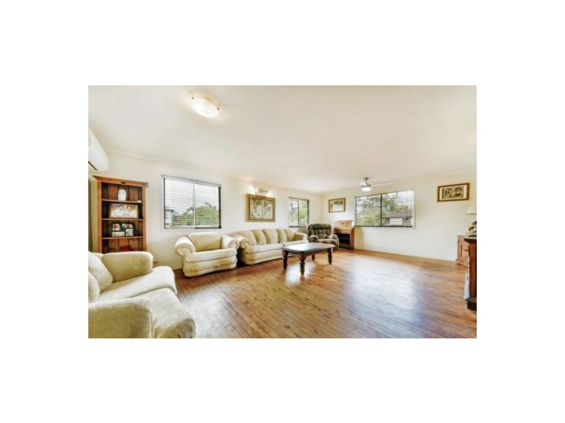 33 Sherwood St, Morayfield QLD 4506