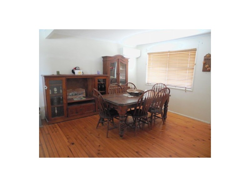 33 Sherwood St, Morayfield QLD 4506