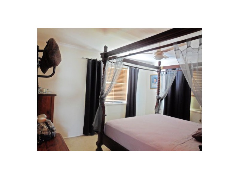 33 Sherwood St, Morayfield QLD 4506
