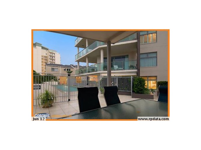 2/91-93 Landsborough Parade, Golden Beach QLD 4551