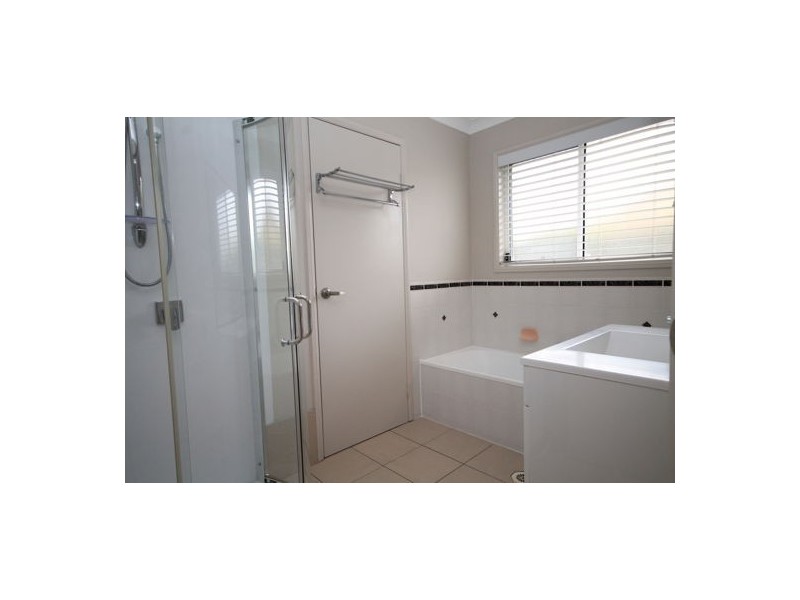 21 Parish Rd, Caboolture QLD 4510