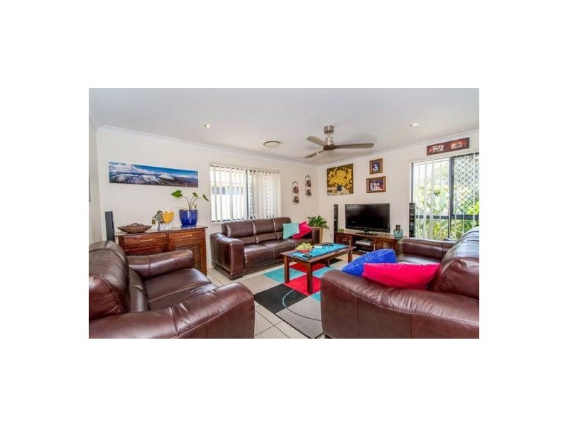 4 Silverbirch Court, Upper Caboolture QLD 4510