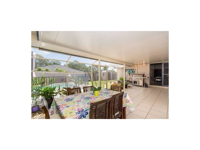 4 Silverbirch Court, Upper Caboolture QLD 4510
