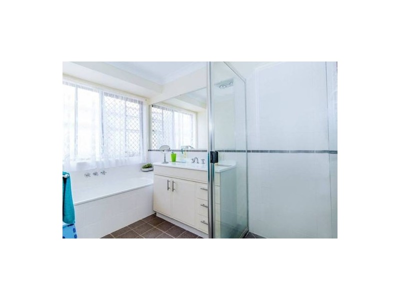4 Silverbirch Court, Upper Caboolture QLD 4510