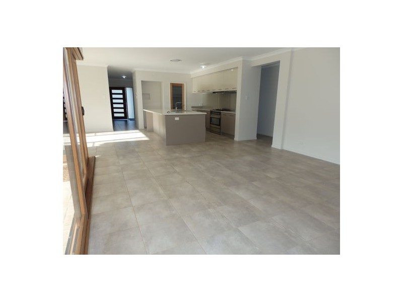 54 Country Court, Elimbah QLD 4516