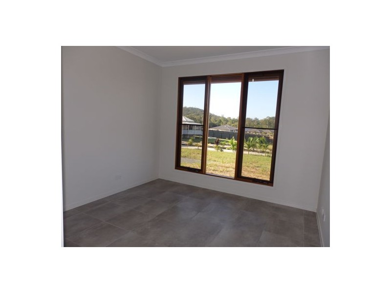 54 Country Court, Elimbah QLD 4516