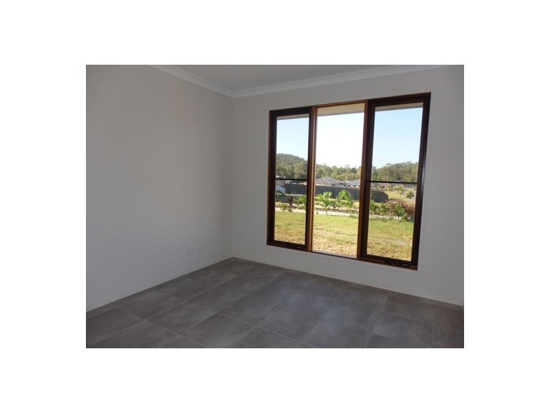 54 Country Court, Elimbah QLD 4516