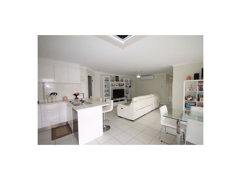 6 Lily Close, Caboolture QLD 4510