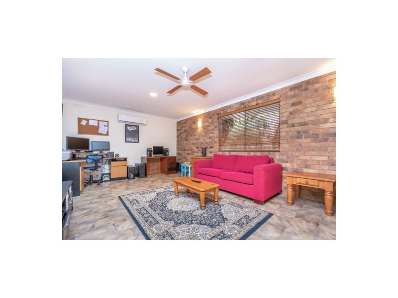 10 Rosalind crt, Narangba QLD 4504