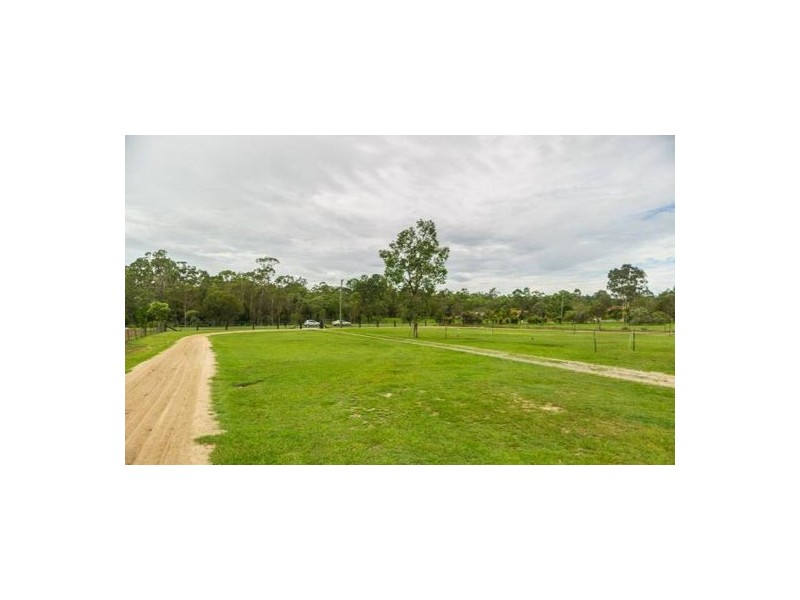 44 LOGRUNNER DRIVE, Upper Caboolture QLD 4510