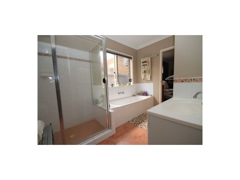 15 MORWELL CRES, North Lakes QLD 4509