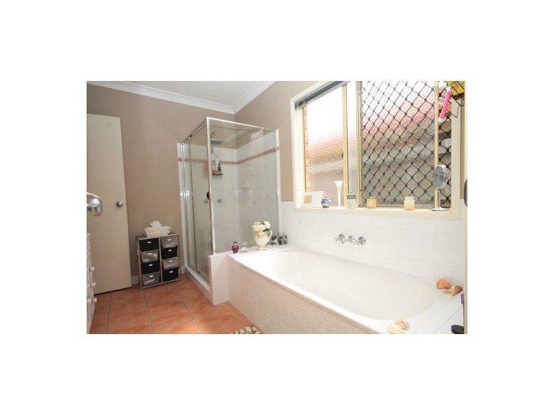 15 MORWELL CRES, North Lakes QLD 4509