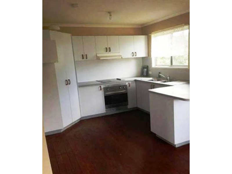 11 Kenneth St, Morayfield QLD 4506