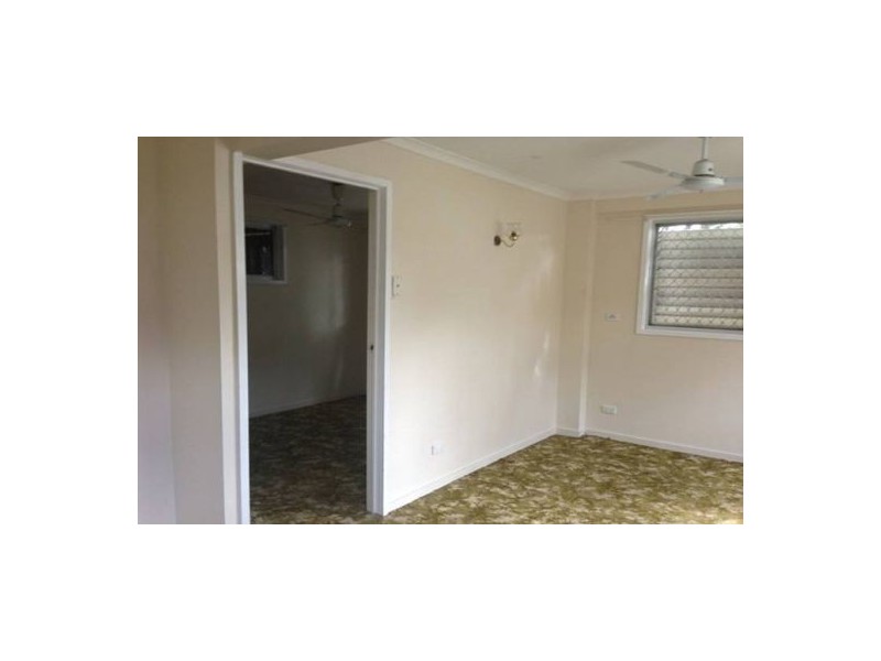 11 Kenneth St, Morayfield QLD 4506