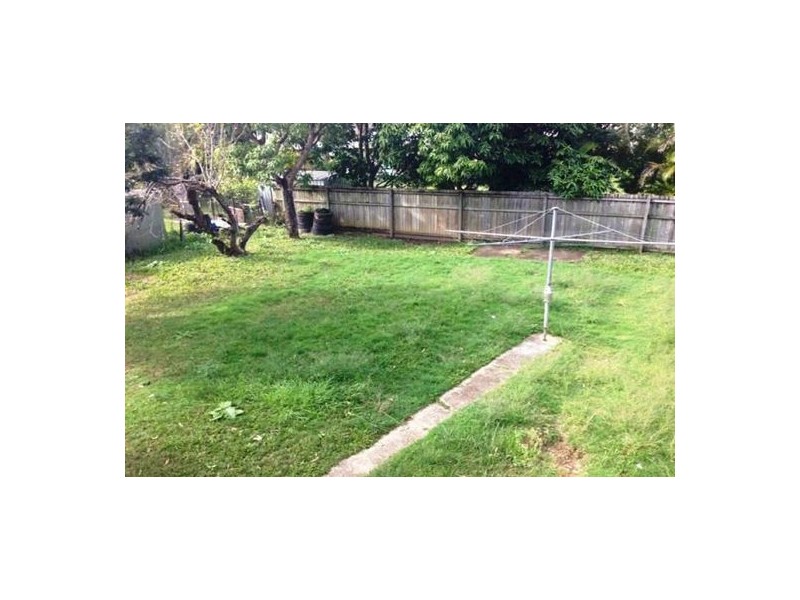 11 Kenneth St, Morayfield QLD 4506