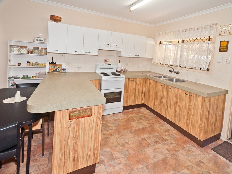 U1 & U2 15 Mckean St, Caboolture QLD 4510