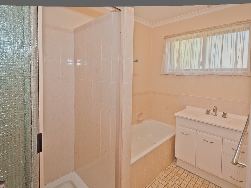 U1 & U2 15 Mckean St, Caboolture QLD 4510