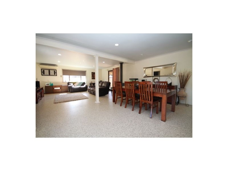 164 School Road, Kallangur QLD 4503