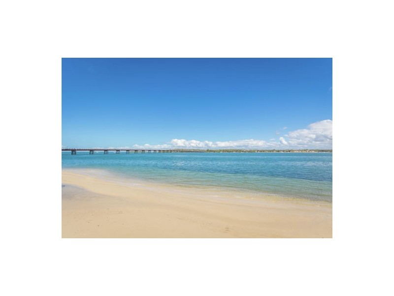 Unit 8/21 Sylvan Beach Esplande, Bellara QLD 4507