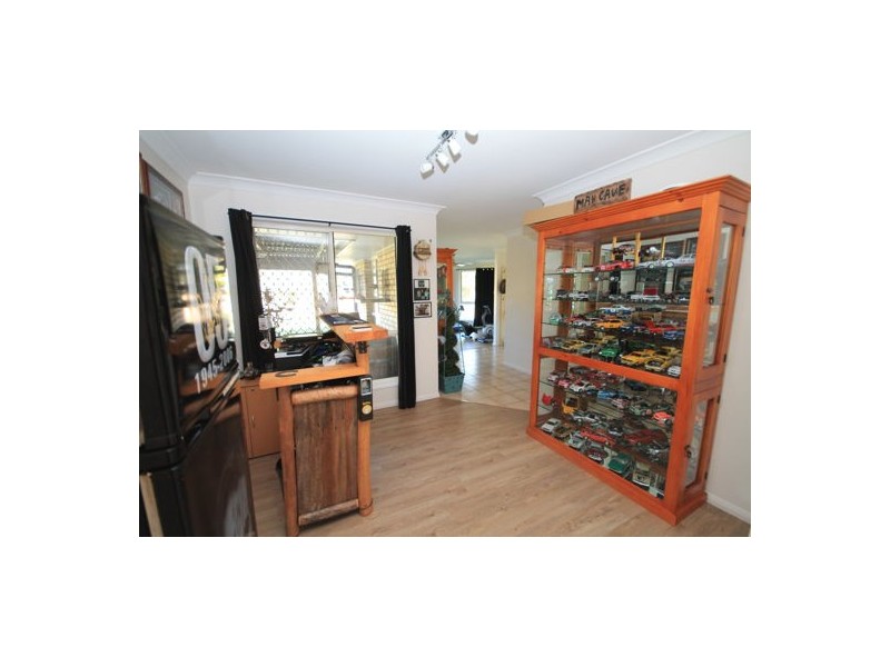 115 Wattlebird Drive, Elimbah QLD 4516