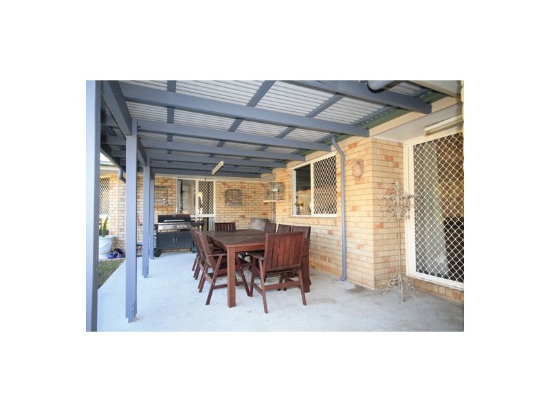 115 Wattlebird Drive, Elimbah QLD 4516