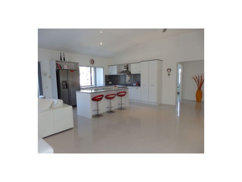 20 Kennedia Ct, North Lakes QLD 4509