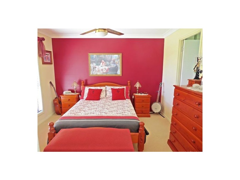 10 Sherwood St, Morayfield QLD 4506