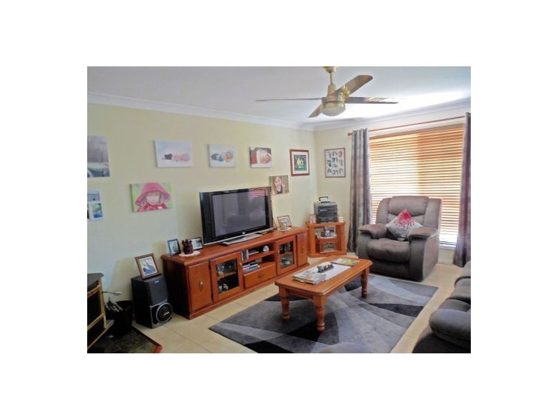10 Sherwood St, Morayfield QLD 4506