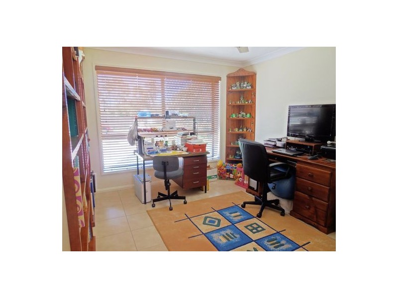 10 Sherwood St, Morayfield QLD 4506