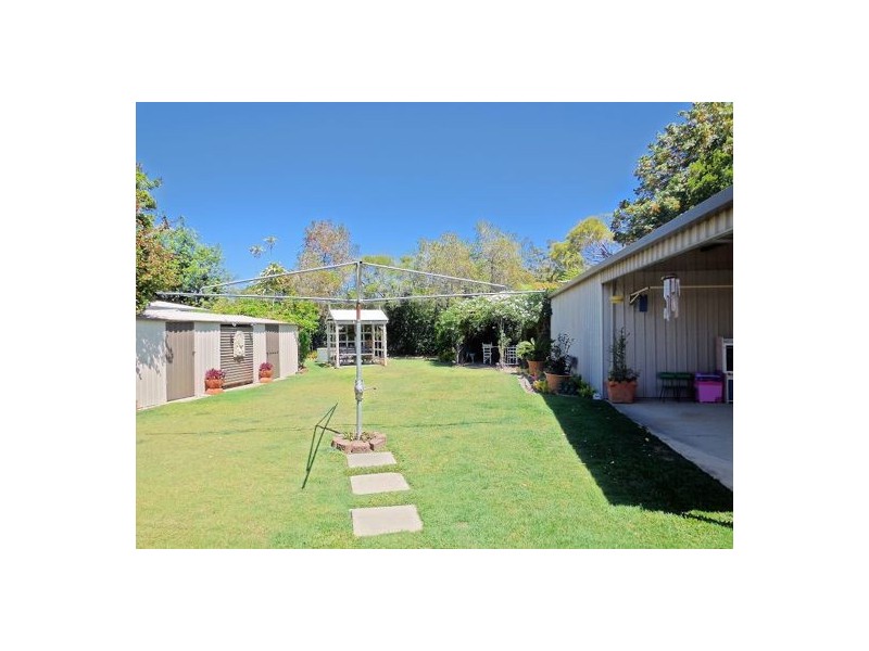10 Sherwood St, Morayfield QLD 4506