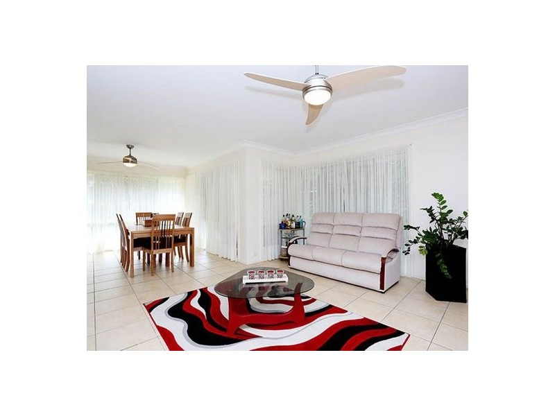 Sandstone Point QLD 4511