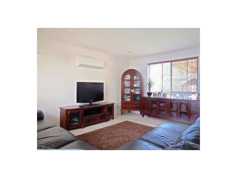 24 Olympic Crt, Upper Caboolture QLD 4510