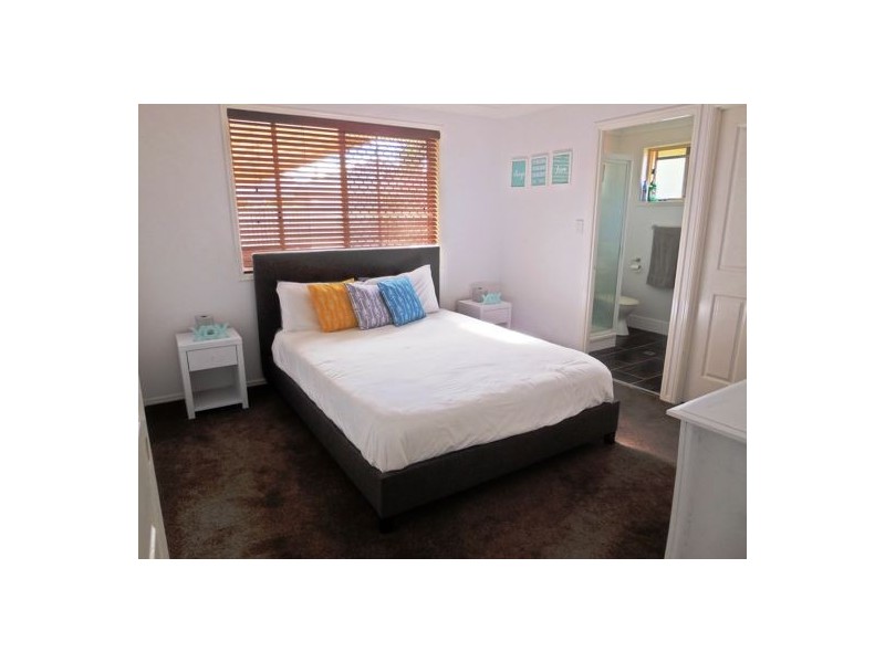 24 Olympic Crt, Upper Caboolture QLD 4510