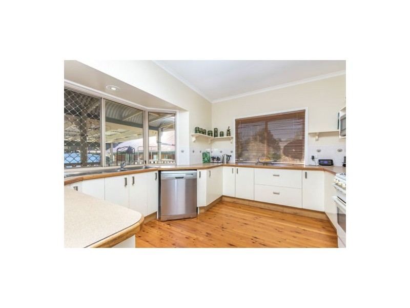 34 – 36 Cashmere Place, Morayfield QLD 4506
