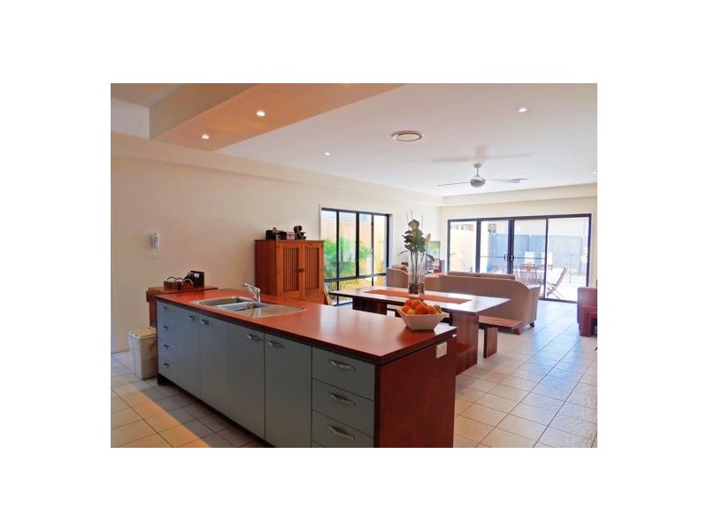 North Lakes QLD 4509