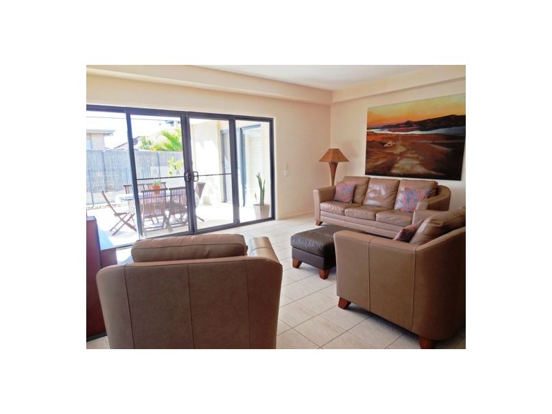 North Lakes QLD 4509