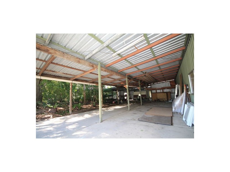 498 Oakey Flat Road, Morayfield QLD 4506