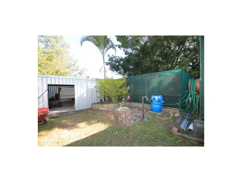 498 Oakey Flat Road, Morayfield QLD 4506